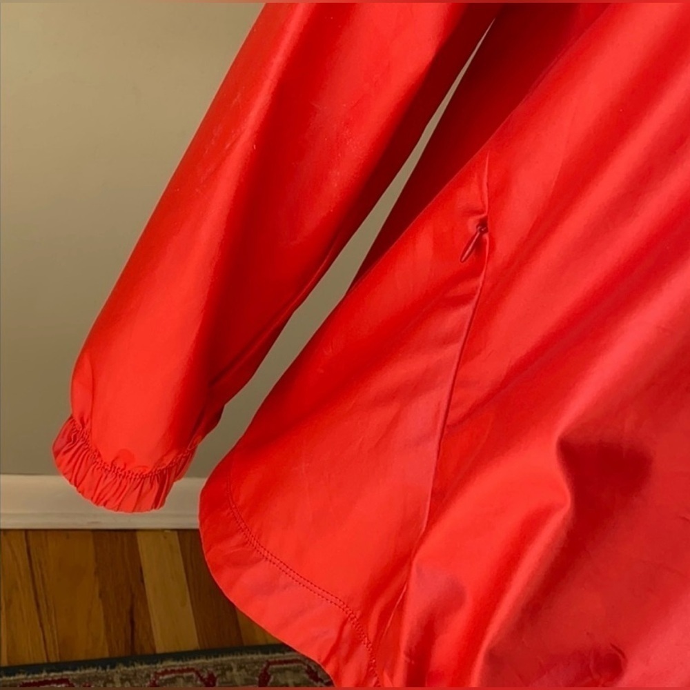 Fabletics Windbreaker Jacket - Picture 3 of 4